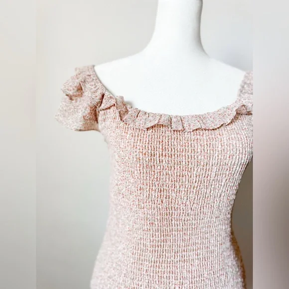 Storia Ditsy Smocked Floral Mini Dress - Picture 10 of 14